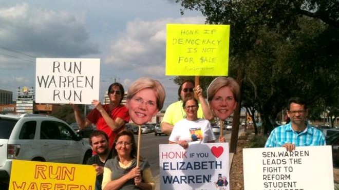 "We waved and they honked, spreading the love for Elizabeth Warren in San Antonio," Glenda Wolin tweeted from her profile @aviddem2016 on Saturday.