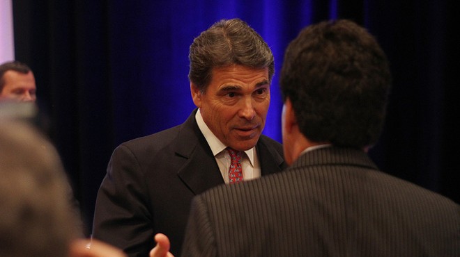 Perry receives less-than-warm welcome in San Antonio
