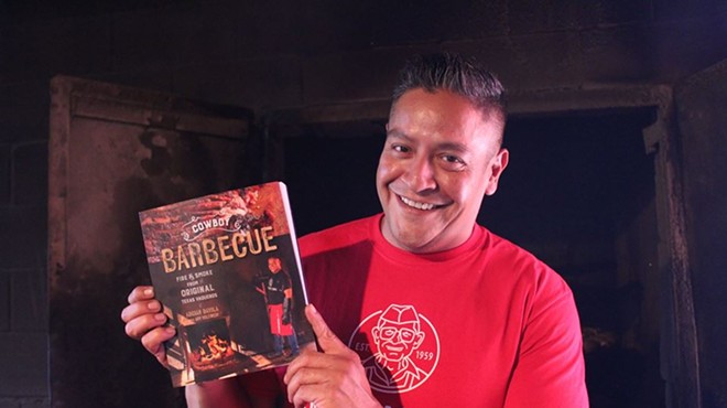 Barbecue Legacy Hosting Meat and Eat Booksigning at Barnes and Noble