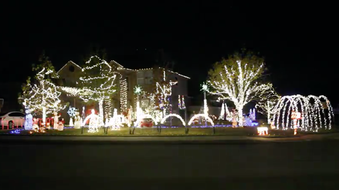 Boerne Family Syncs Christmas Lights to Selena, Coco Soundtrack and 'Baby Shark' Song