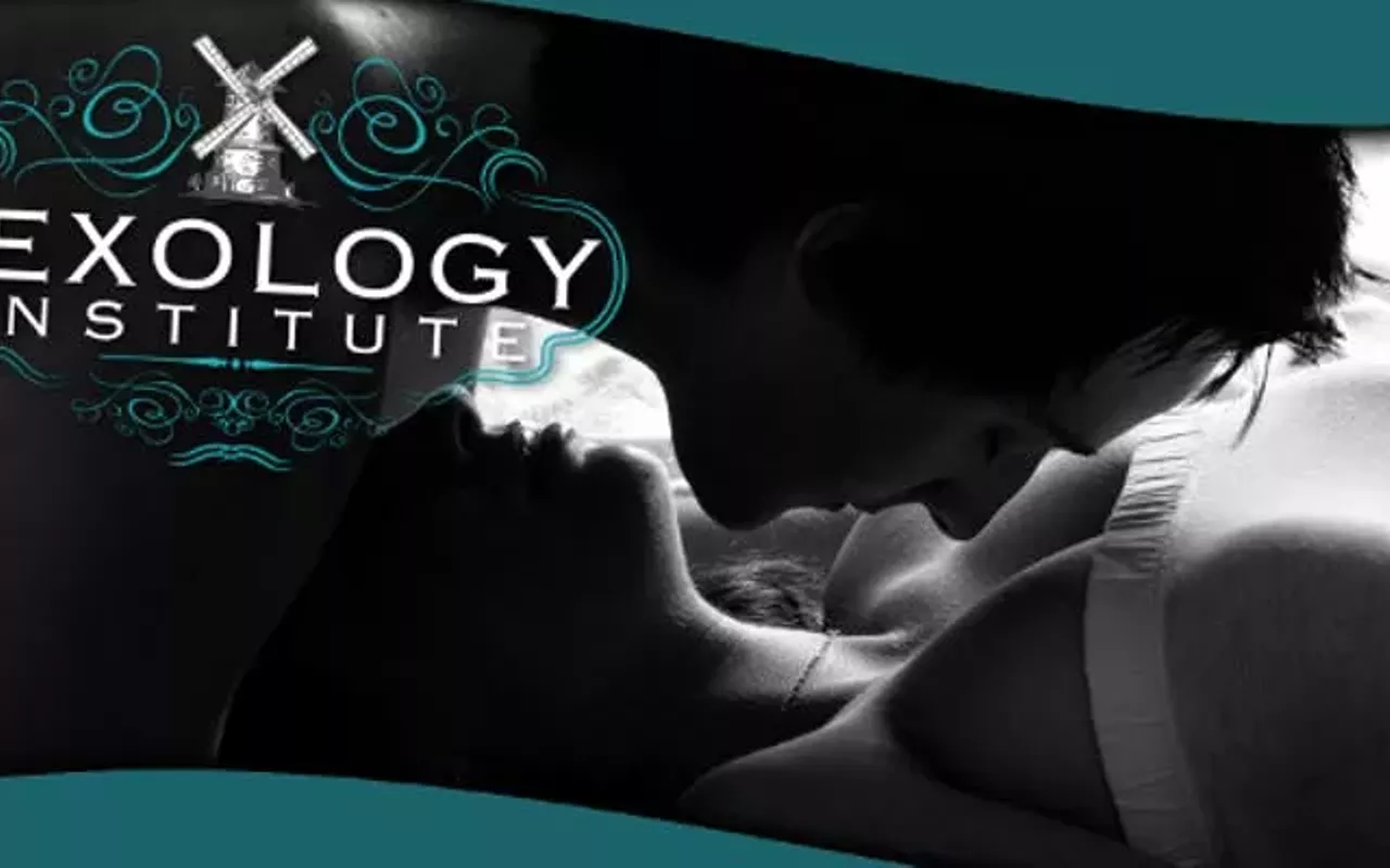 Image: Sensual Touch Small Group Session