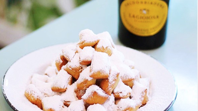 The '90s are Alive: NOLA Brunch & Beignets Planning Boozy '90s-themed Brunch Event
