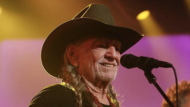 Willie Nelson Playing Whitewater Amphitheater All This Weekend