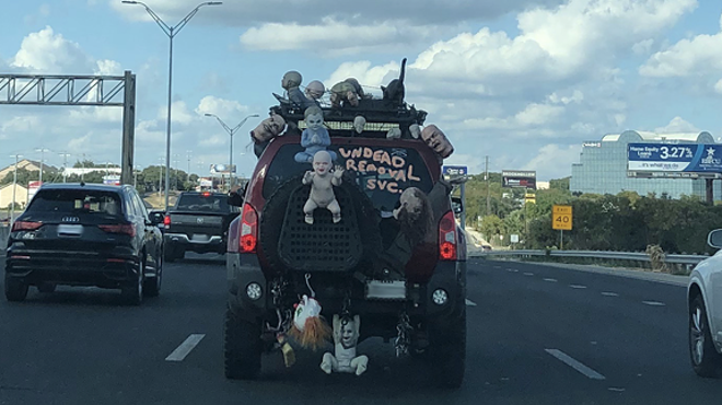 Zombie Car Spotted on Highway 281 North in San Antonio (5)