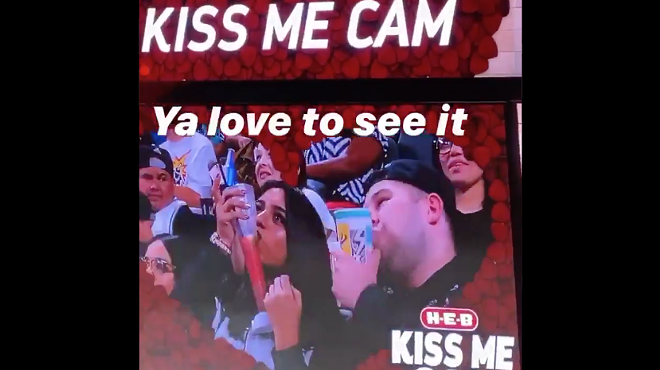 San Antonio Man Left in the Friend Zone During 'Kiss Me Cam' at Spurs Game