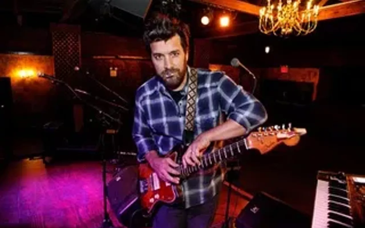 Image: Bob Schneider With Christian Sparks and the Beatnik Bandits