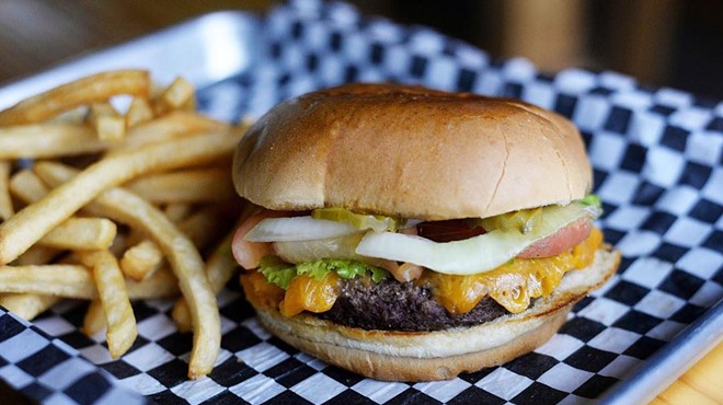 Whiskey Tree Bar and Grill is Celebrating National Cheeseburger Day