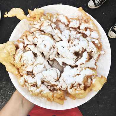 Just look at the fried sugary goodness. 
    Photo via Instgram/eat_it_b