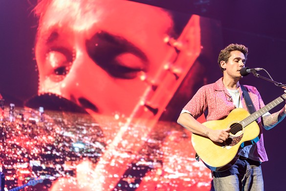 Dreamy Moments from the John Mayer Concert at the ATT Center