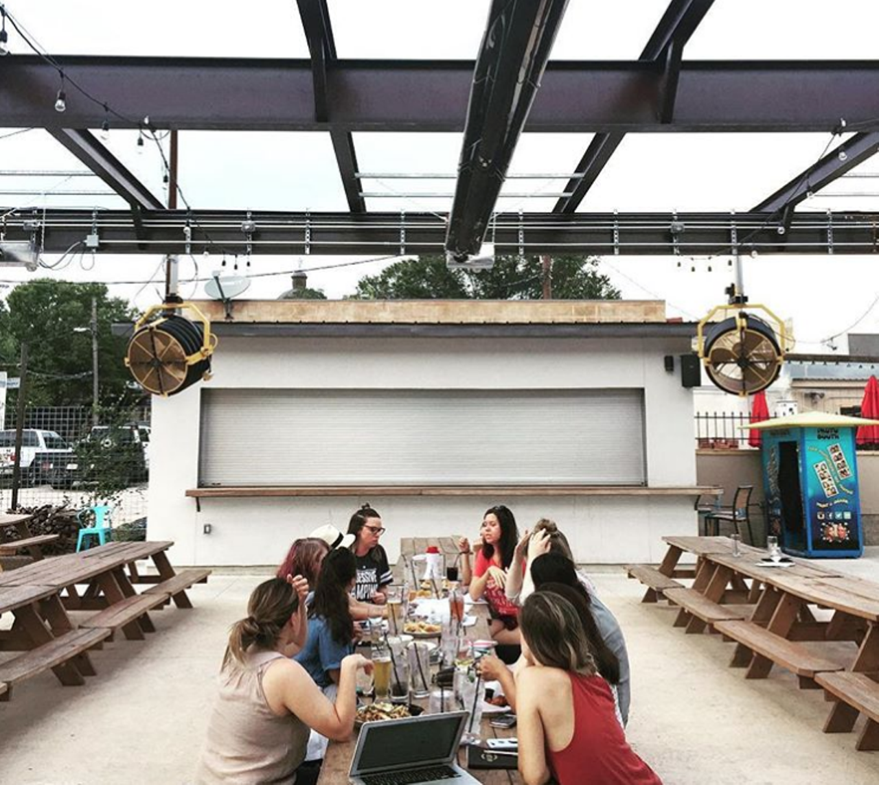 AquaBrew
150 S LBJ Dr, San Marcos, (512) 353-2739, aqua-brew.com
Doubling as a brewery and live music venue, AquaBrew is a prime spot for the next time you and your crew are rolling through San Marcos.
Photo via Instagram / risingtidesmtx