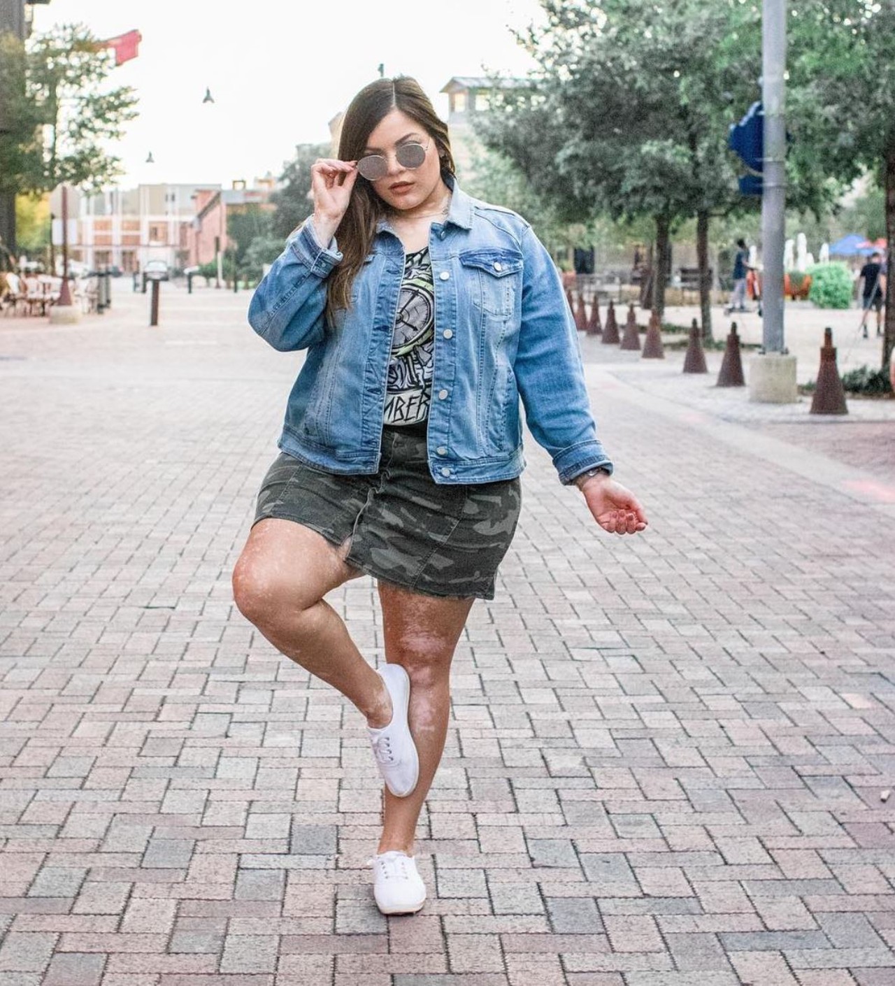 Darlene Marie
Darlene Marie is a vlogger here in the Alamo City, and she’s proud of it. Some of her videos include mukbangs of Tex-Mex food, while others are about Fiesta, and others still are crime mysteries. She also brings makeup looks and beauty tips to the table.
Photo via Instagram / xodarlenemariee