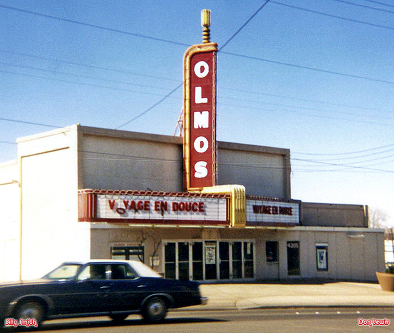 Olmos Theatre
Olmos Park has long since said goodbye to Olmos Theatre, an iconic auditorium that served as the flagship of the Santikos Theatre chain after its 1949 opening. With a large screen that had a gold curtain, the theatre walls had memorable floral patterned artwork throughout. But with the rise of other theatres, the Olmos spot lost some of its power. During its last days in the ‘80s, the venue served as an X-rated movie theatre.
Photo via cinematreasures.org