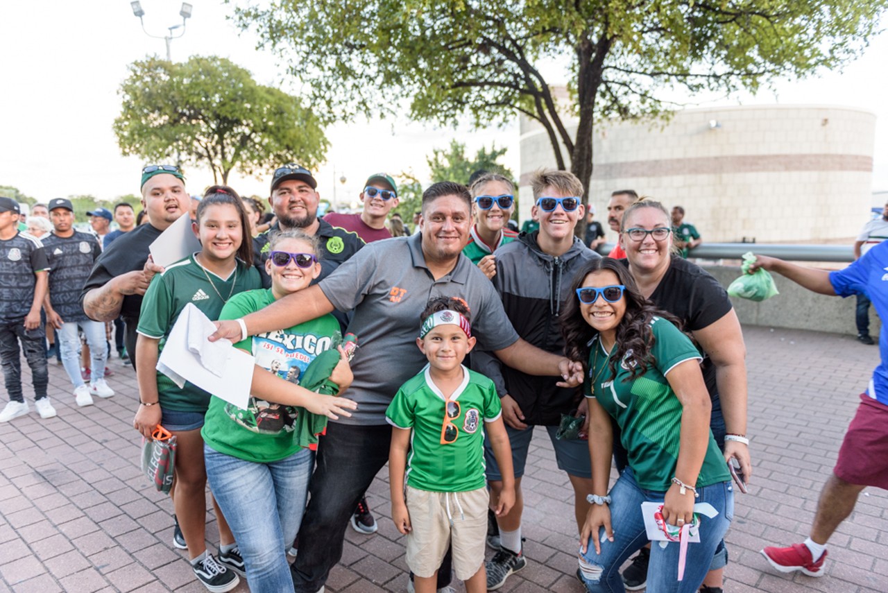 Everyone We Saw at the Argentina vs. Mexico Game at the Alamodome