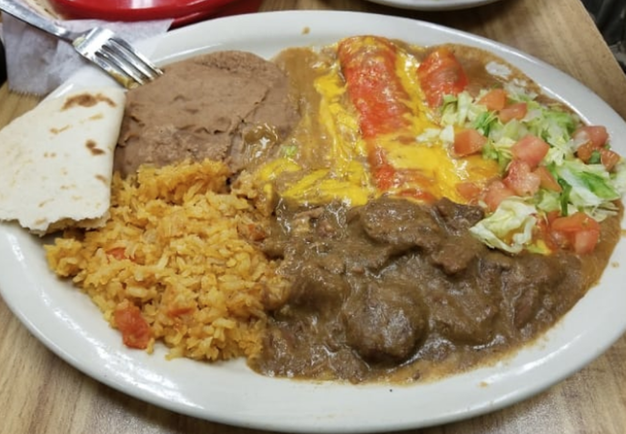 7. Lula’s Mexican Cafe
115 E Travis St #104, (210) 472-3300
“Friendly, attentive staff.  Great sweet tea!  The portions are large , the food it great, and the salsa is spot on!  Just a short walk from most Riverwalk hotels.  Prices are good, and the Mexican plate is great.  Not a lot of ambiance, but worth checking out.” – Shawn P.
Photo via Instagram / gh_matt
