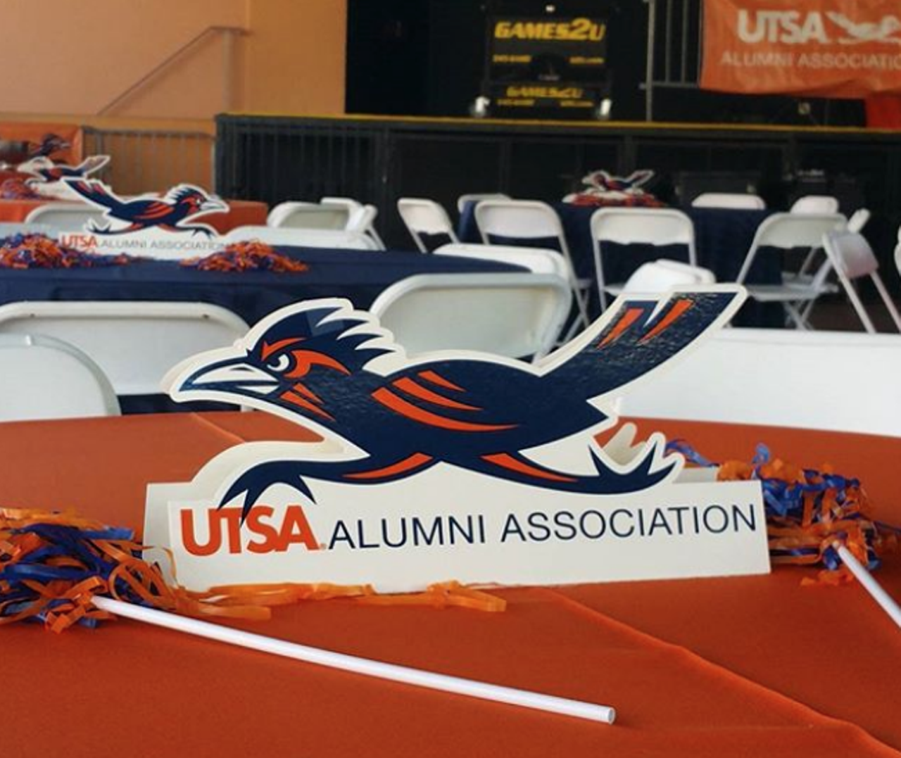 The Alumni Association won’t leave you alone
When they give you your free year of being in the UTSA Alumni Association when you graduate, you’d be crazy not to join — especially if you graduate without having a job lined up. Just be prepared for the students who will call you — sometimes even after business hours — to ask if you’d like to make a small donation to the university that took all your money in the first place. I’m looking at you, kid who keeps calling at like 8 p.m.
Photo via Instagram / rabidmeerkat