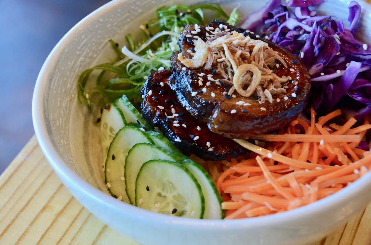 Noodle Tree chef Mike Nguyen recently launched a new lunch menu with chase pulled pork and an option between rice or noodles with scallions, carrots, red cabbage and cucumber.