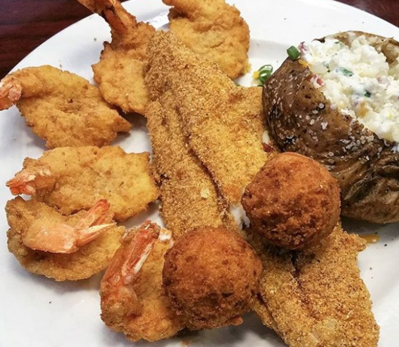 River City Seafood & Grill
Stone Oak lost this seafood restaurant in February, a close that came after the business filed for bankruptcy. River City Seafood had opened in 2012.
Photo via Instagram / flicksandfood