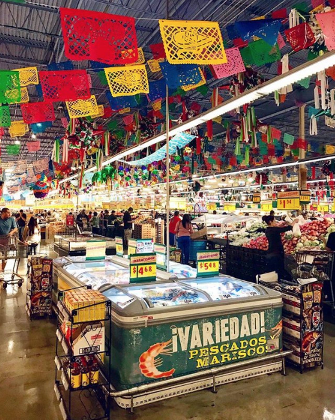 The company has a Latino-focused supermercado in Houston.
Ever noticed the Mi Tienda brand within H-E-B stores? Well, Houston has an entire grocery store full of those kinds of goods, with lots of food products aimed at Latin households. Perhaps it’s just a matter of time until San Antonio gets a Mi Tienda of its own.
Photo via Instagram / reidissolare