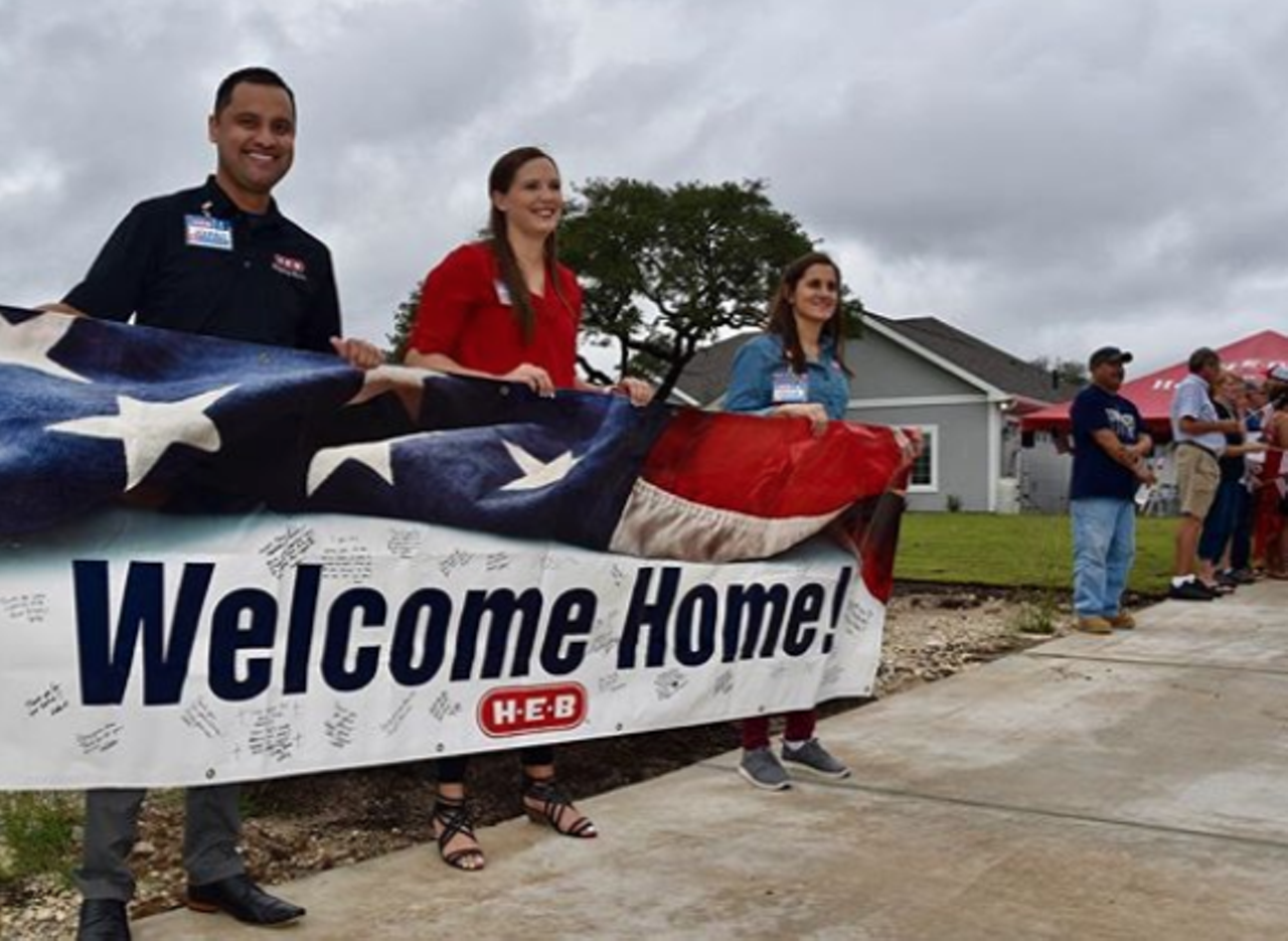 The company gives away houses — no, really.
In addition to giving back to the community at large, the company also specifically helps out those who have served. H-E-B has provided homes to dozens of wounded veterans over the last couple of years, made possible by the H-E-B Tournament of Champions golf fundraiser.
Photo via Instagram / hebnewsroom