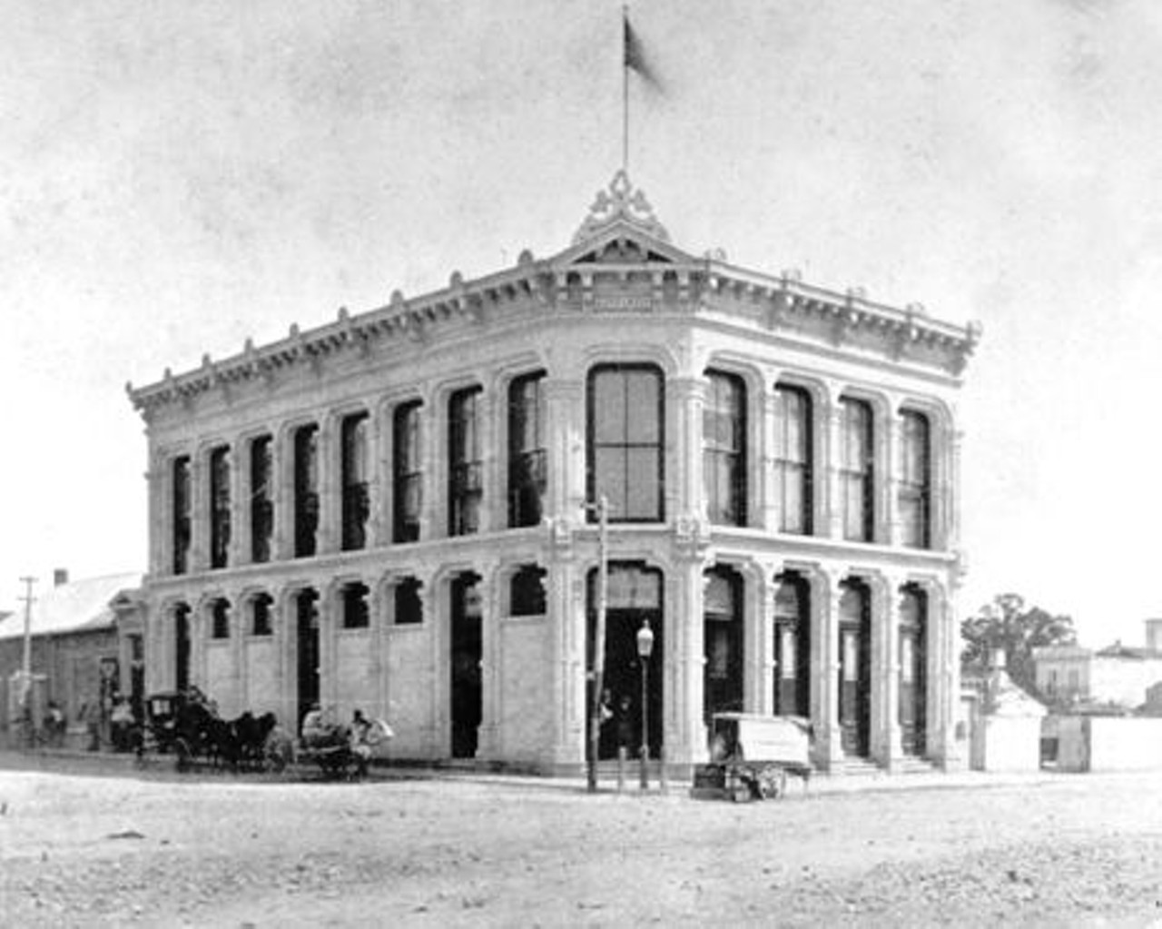 1882, The Gallagher Building, at the corner of Alamo Plaza and Blum Street. This building served as the city's fourth post office. 
San Antonio Conservation Society, Raba Collection