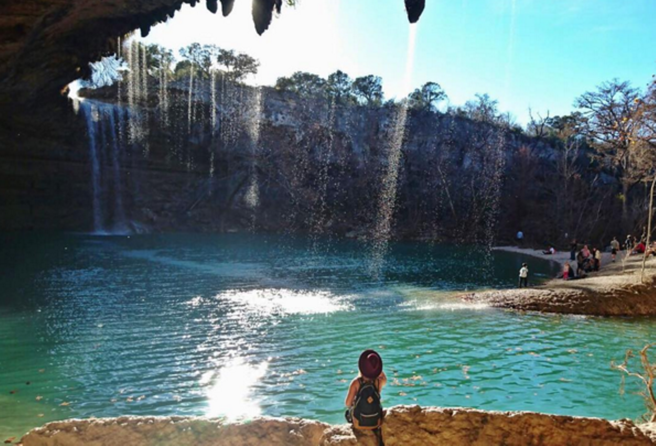  Hamilton Pool If you've never been to Hamilton Pool, you're truly missing out. This water wonder is about 1.5 hours away, but reservations are required, so be sure to plan ahead!
Photo via Instagram/karine.menezes