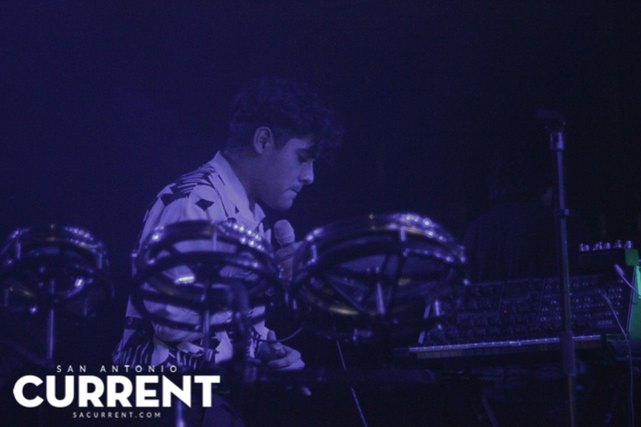 18 Photos of Neon Indian at Paper Tiger