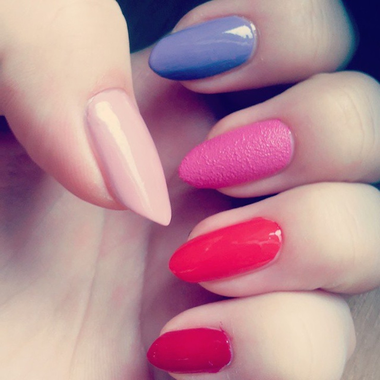 Go get your nails did so you can feel pretty. 
Photo via Instagram (dodo_not_dead)