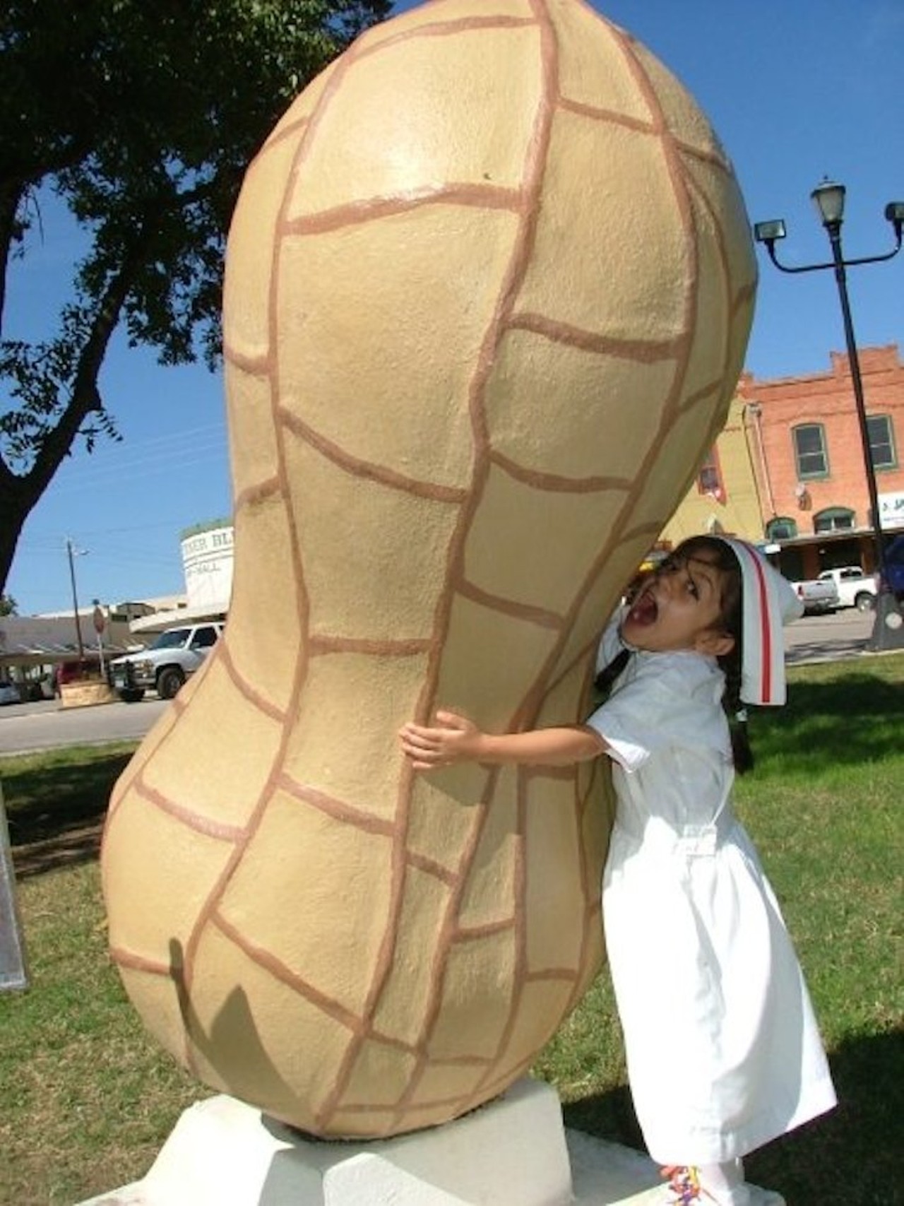 Big Peanut for The Peanut King
1420 3rd St.
Outside of the Wilson County courthouse in Floresville, Texas &#151; approximately forty-five minutes from San Anto &#151;  is one of the oldest big civic peanuts in America. This particular peanut honors Joe T. Sheehy, "The Peanut King," who experimented with peanut farming and introduced peanuts as a viable crop to Wilson County in 1916. 
Photo via Facebook (Rita Hernandez)