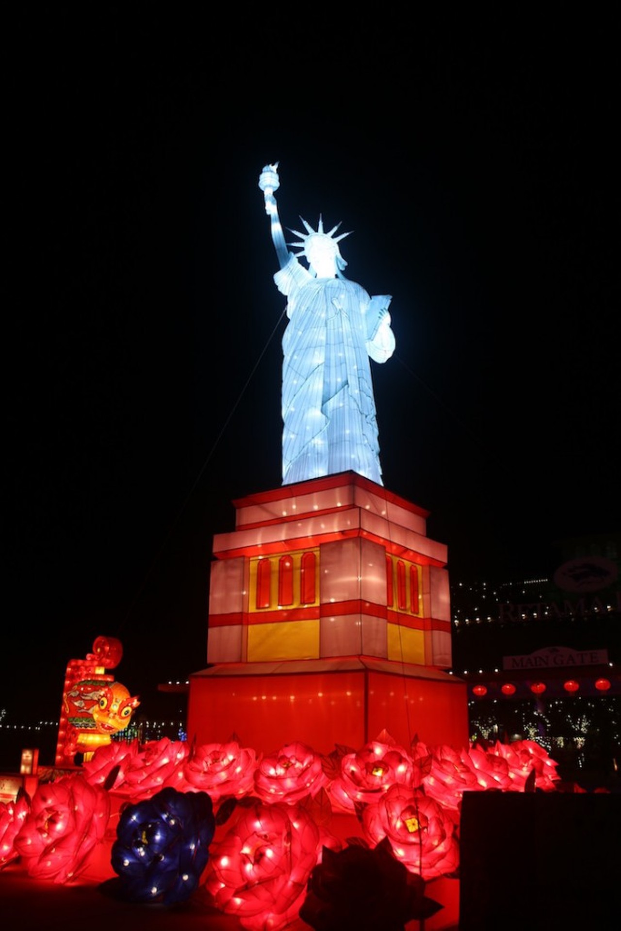 Sponsored: Holiday Magic: Festival of Lights Brings Celebration to Retama Park