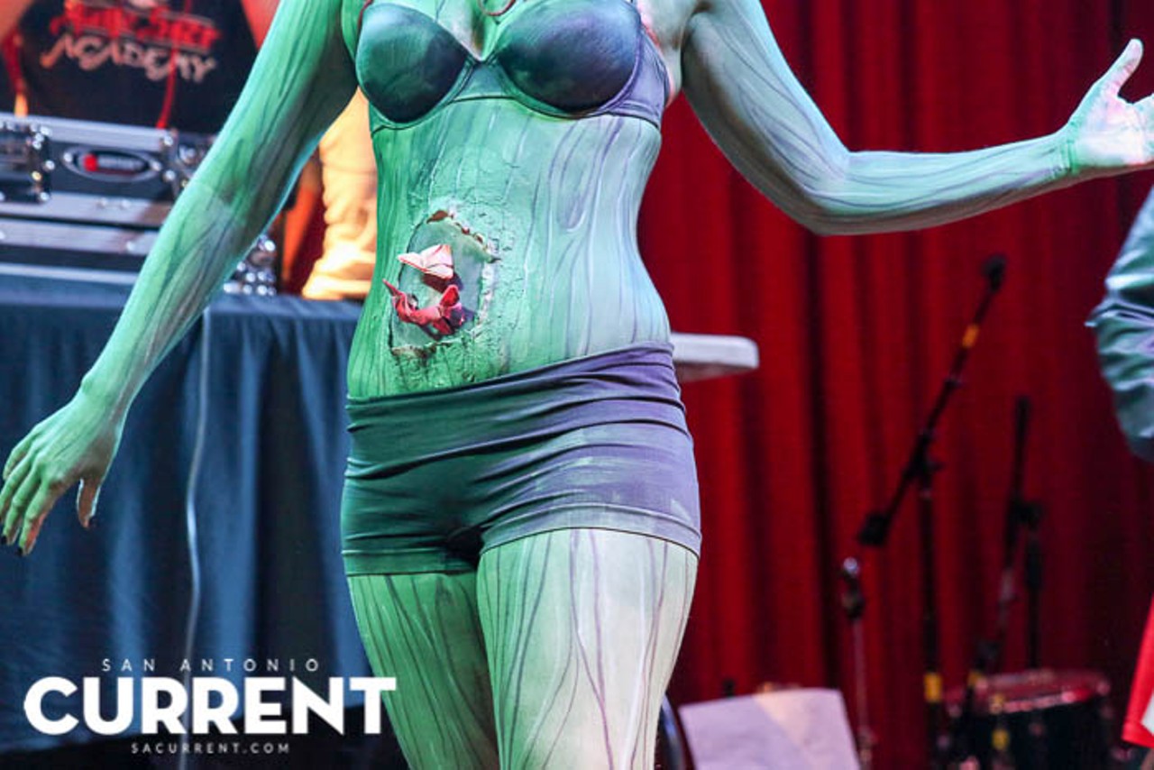 28 Photos Of The Fitzgerald's Bar Valentine's Day Body Paint Party