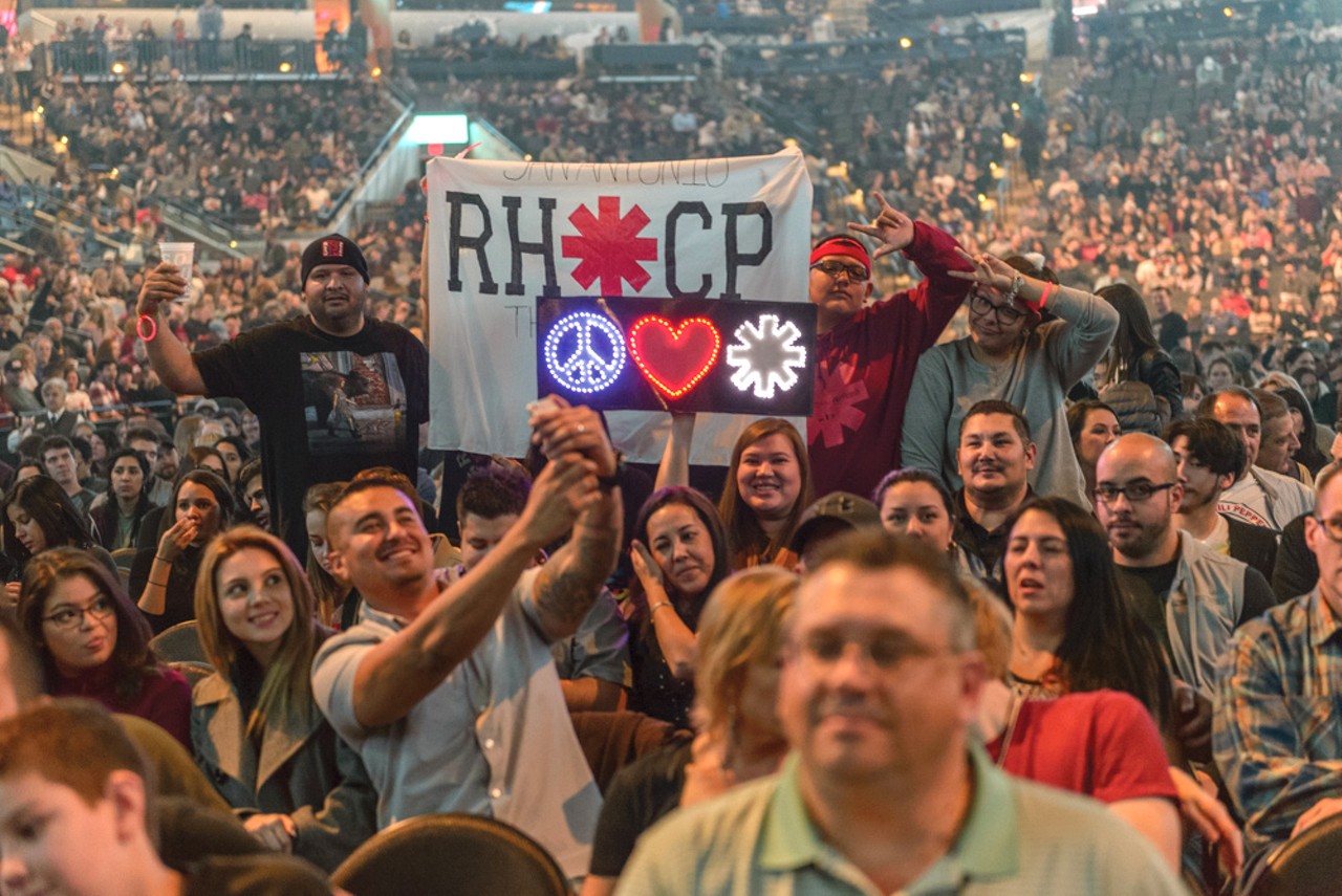 39 Photos from the Red Hot Chili Peppers at the AT&T Center