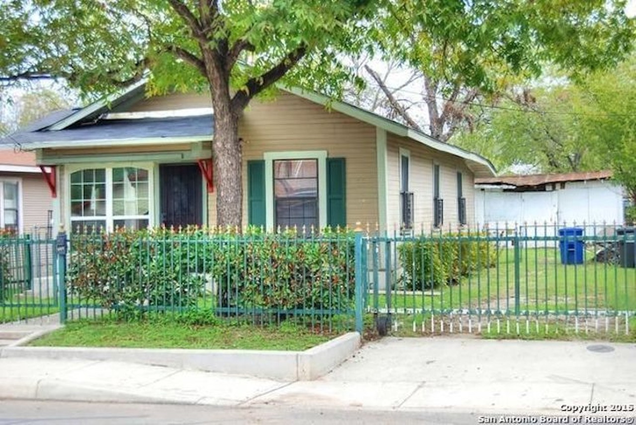 122 Birch St. San Antonio, TX 78210   
$59,900  
2 beds, 1 full bath, 836 sq ft  
This cute, quirky home is situated in the quiet Highland Park neighborhood. The fascinating history of Highland Park, its proximity to the heart of downtown and its diverse urban fabric makes the area unique and desirable.