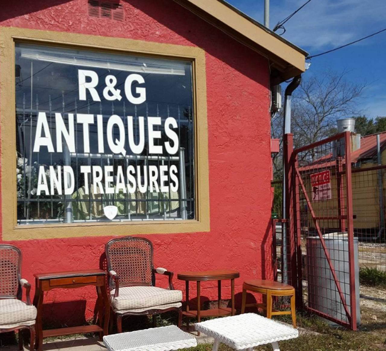  R&G Antiques & Treasures
627 W Hildebrand Ave, (210) 320-9315
A great spot for antiques and collectibles, this eclectic store will have vintage lovers leaving happy. Antique jewelry and decor items along with jewelry can be found at this unique place.
Facebook/R&G Antiques & Treasures