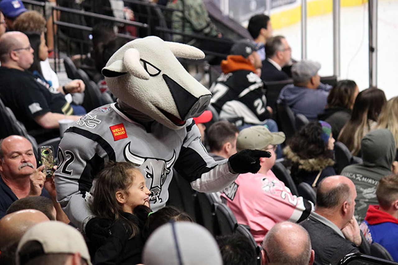 Photos from This Weekend's Rampage Hockey Game