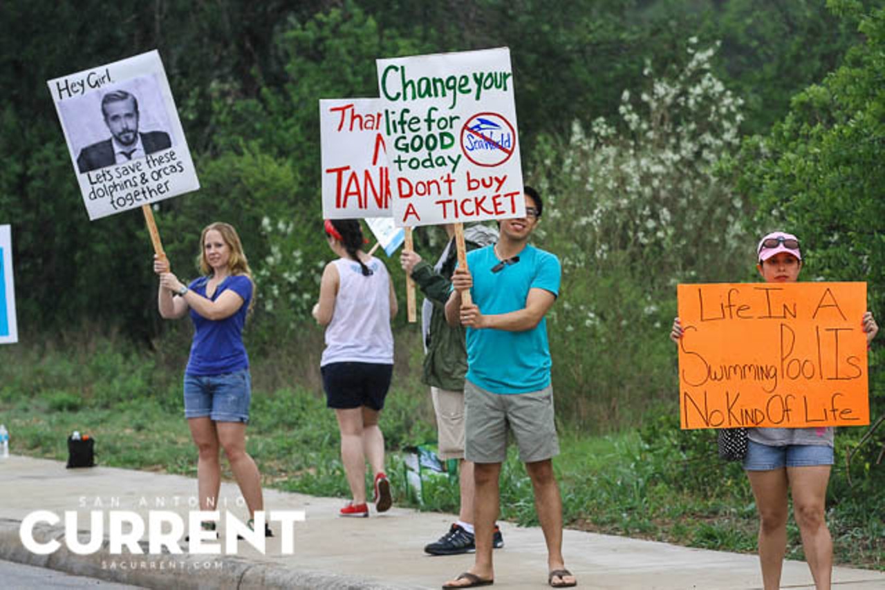 Empty the Tanks: Photos from the SeaWorld Protest