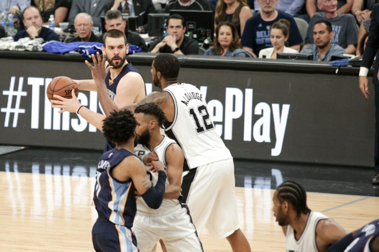 Photos: Spurs Defeat the Grizzlies in Game 5