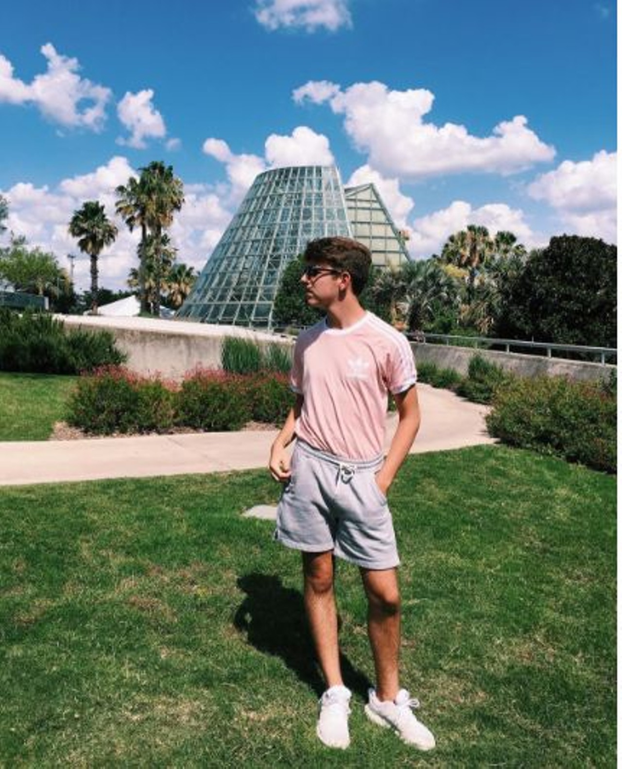 Botanical Gardens
555 Funston Pl.
Want earthy vibes as your next Instagram theme? Check out the Botanical Gardens to achieve the perfect aesthetic.
Photo via Instagram _jakedial_