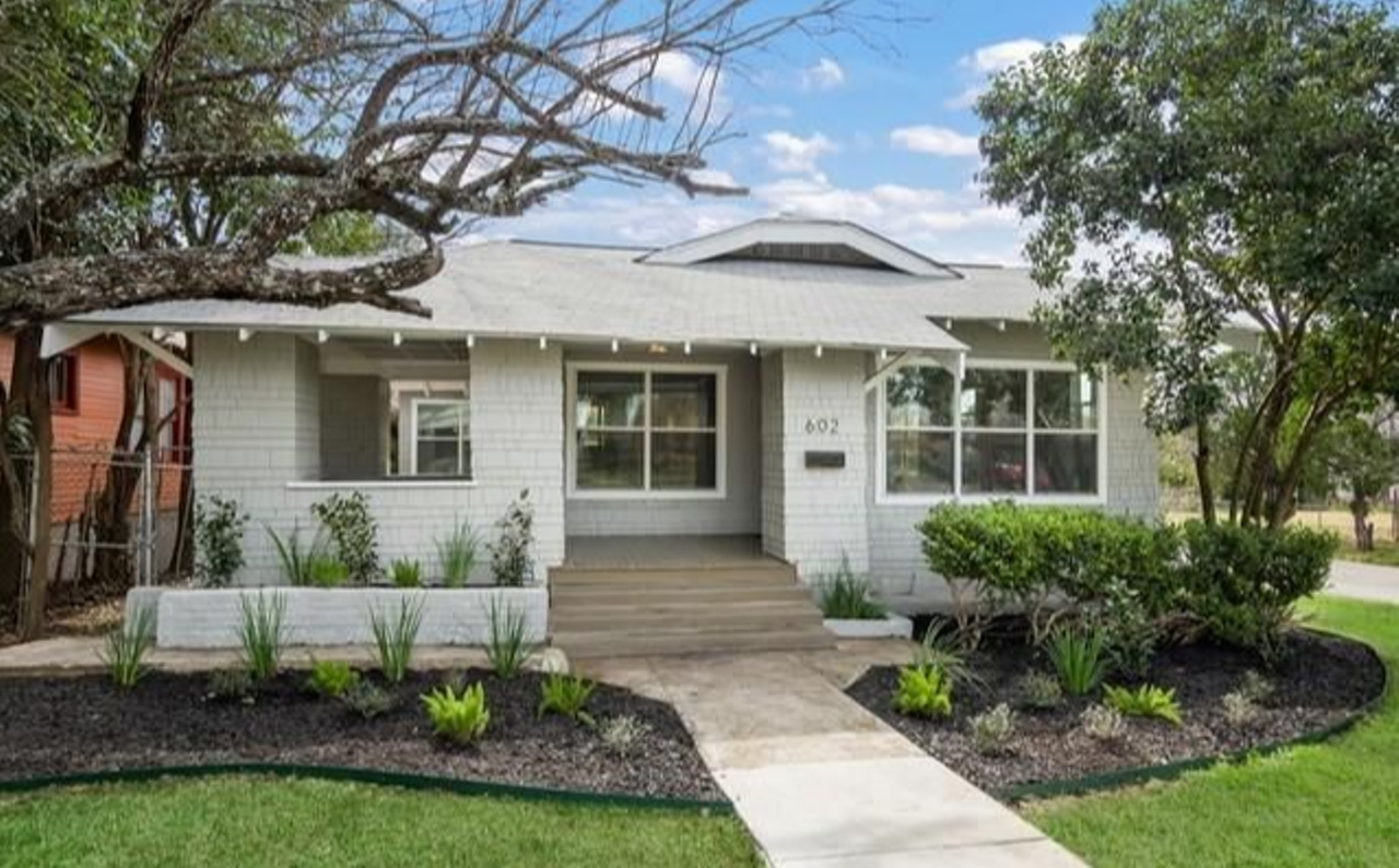 602 Kayton Ave., 78210
$145,000
3 beds, 2 bath, 1,182 sq. ft., 7,405 sq. ft. lot
This charming home in the 78210 neighborhood has a beautifully landscaped front yard, as well as extra space in the back. The completely remodeled home has 9' ceilings and has been painted all the way through, with a new HVAC system, new roof and deck as well as new cabinets and stainless steel appliances, which includes a gas range.