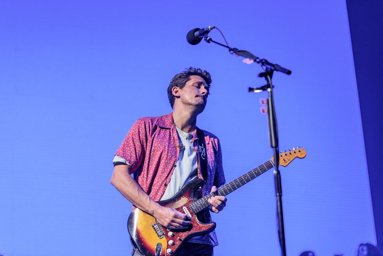 Dreamy Moments from the John Mayer Concert at the ATT Center