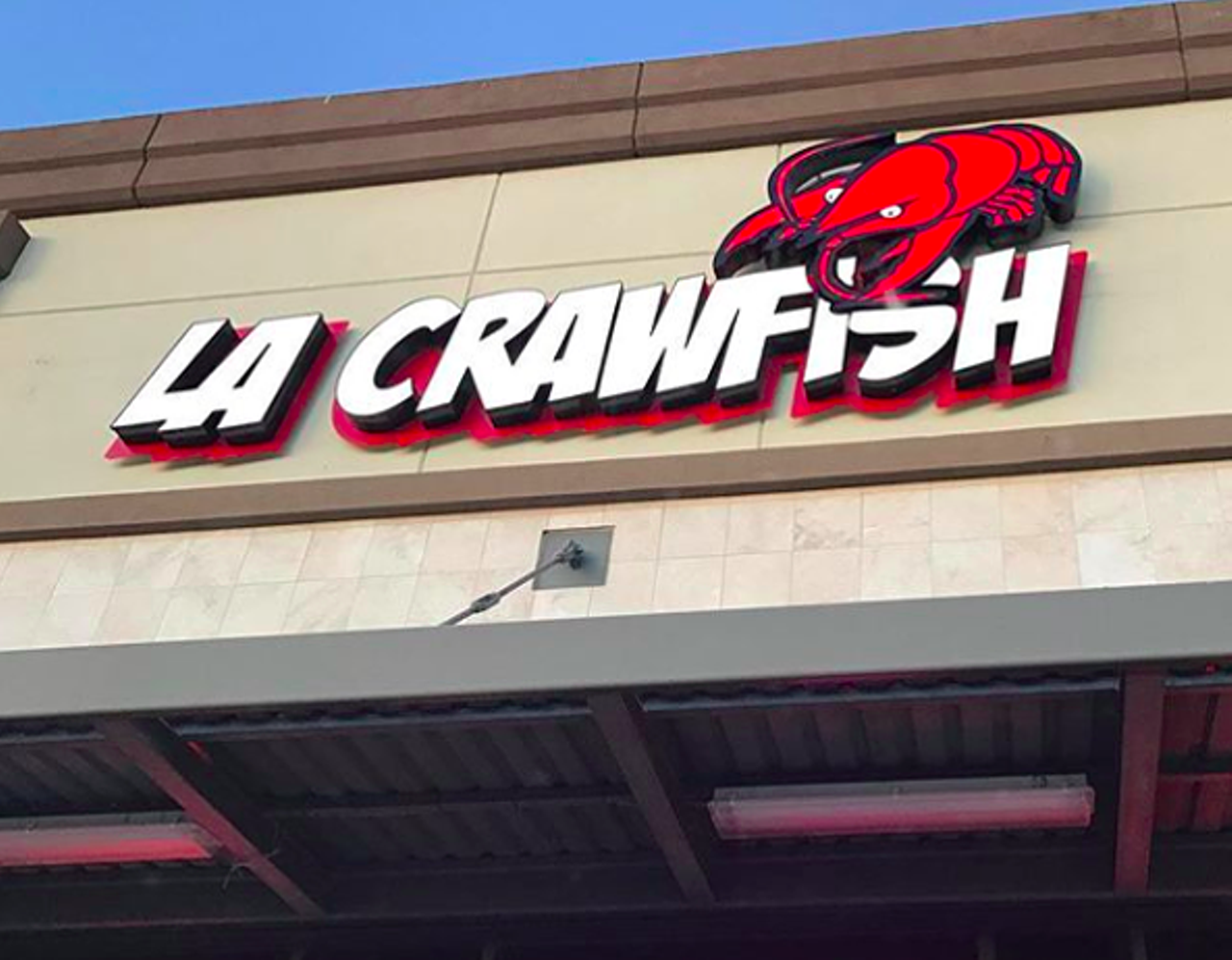 LA Crawfish
22502 US 281 N. Suite 110
According to T. Pham, regional operator for SA market, the store will likely open by the end of the year. Though cozier than the first location in San Antonio off of Culebra Road, the new location will feature the same menu the brand is known for on a smaller scale. Pham, who helped open the first store in Houston in 2011, says LA Crawfish will be expanding aggressively across the San Antonio market.