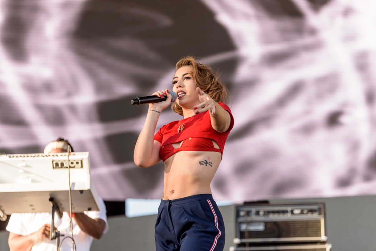 From landing on respective features with Snoop Dogg and Gorillaz, to touring with soulful singer songwriter Leon Bridges, Colombian-American singer Kali Uchis is carving her place in the corridors of R&B and indie pop.