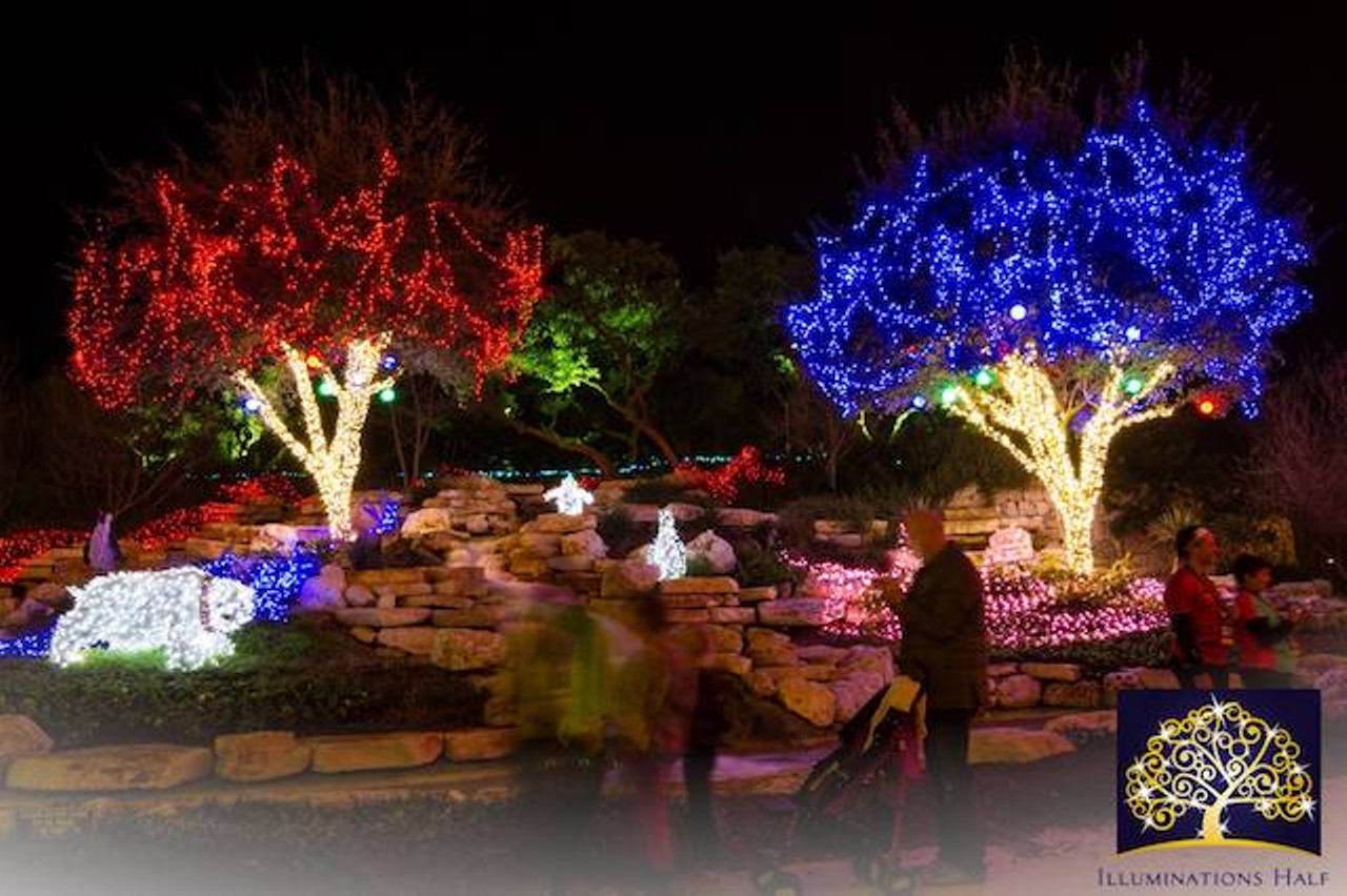 Run a 5k illuminated by Christmas lights
The Stars at Night event is a half race, half relay run that travels along a path illuminated by Christmas lights. This is San Antonio’s only nighttime race, kicking off at 5:45 p.m. on Saturday, December 16.
Photo via Stars At Night Half/Facebook