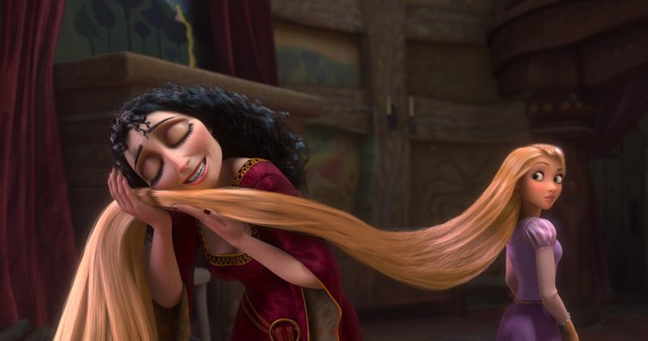 Mother Gothel, Tangled (2010)
In probably the most abusive and manipulative relationship portrayed in a Disney movie to date, the mother from the 2010 adaptation of Rapunzel keeps her "daughter" locked in a high tower away from the world (folks with strict parents – aka all Mexican parents – know the feeling all too well). She pretends it's for her own good, but in reality she wants to use Rapunzel's hair which has magical qualities. She's basically the worst mom ever.
Photo via Tangled / Facebook