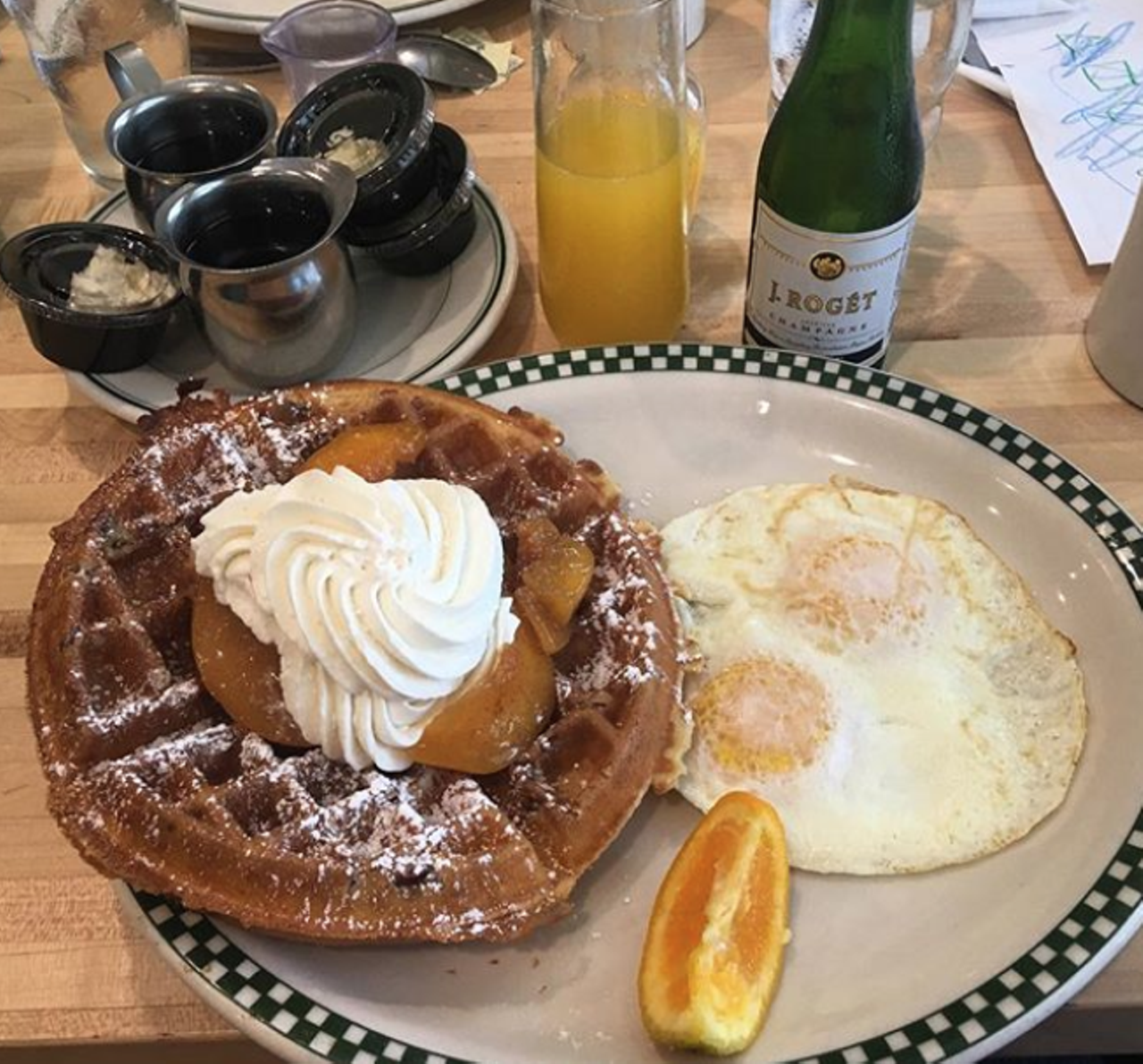 Magnolia Pancake Haus
Multiple locations, magnoliapancakehaus.com
You’re guaranteed to have a long wait if you stop for brunch, but this 7am-2pm eatery is worth it. Enjoy the usual breakfast staples, but be sure to try the corned beef hash, banana’s foster French toast or lemon poppyseed waffle.
Photo via Instagram / gcarrizales