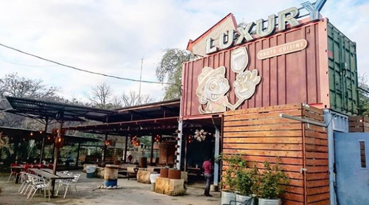The Luxury
103 E Jones Ave, (210) 354-2274, facebook.com
Need some fresh air on your lunch break/date? Enjoy the breeze and some solid eats on the Luxury patio.
Photo via Instagram / theluuxurysa