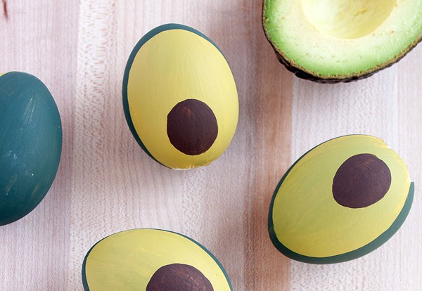10 Unexpected Ways To Decorate Easter Eggs