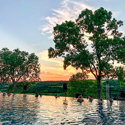 La Cantera Resort & Spa16641 La Cantera Pkwy, (210) 558-6500, lacanteraresort.comThe breathtaking La Cantera Resort is all the more wonderful thanks to its pool offerings. You’ll find heated infinity edge pools perfect for adults flexing for the ‘gram as well as kid-friendly areas that include splash areas for toddlers and lots of slides.Photo via Instagram / lacanteraresort