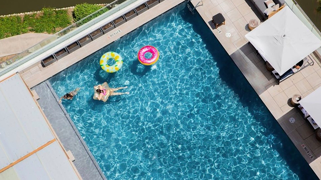 20 gorgeous San Antonio hotel pools you totally shouldn't sneak into