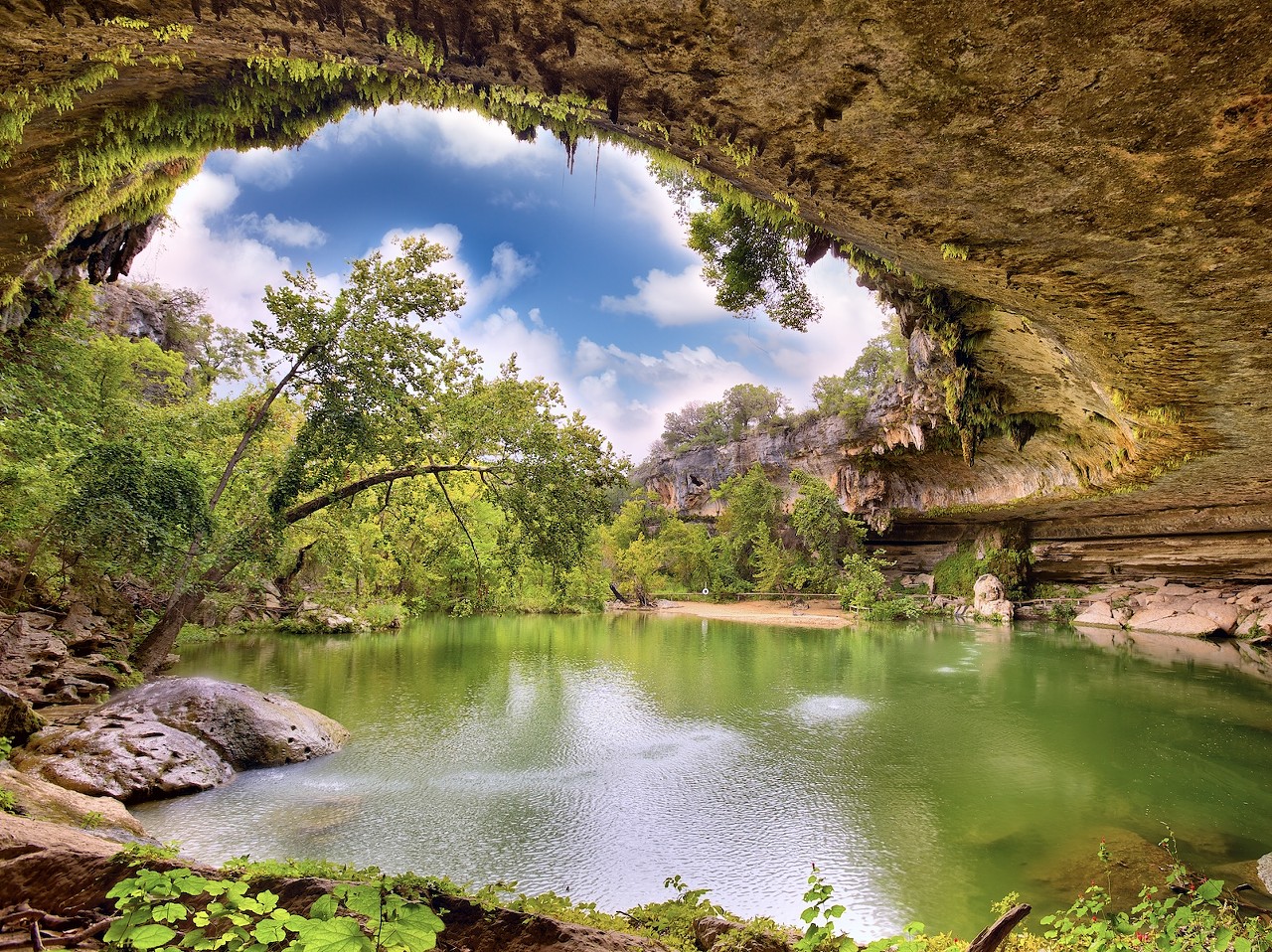 Dripping Springs
About a 1.5 hour drive north of San Antonio
Known as the "gateway to the Hill Country," Dripping Springs has something for everybody. This quintessential Texas town is home to natural wonders like the Hamilton Pool and features a vibrant main street full of shops and locally-owned restaurants. Dripping Springs also has plenty of places to get boozy with wineries, distilleries and breweries in the area.