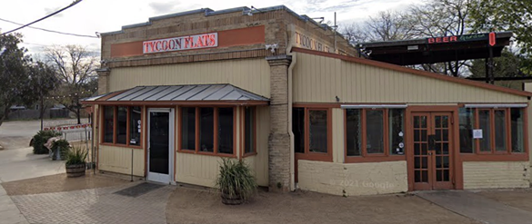 Tycoon Flats
2926 N St Mary's St., (210) 320-0819, tycoonflats.net
If you’re looking to grab classic wings without the frills, look no further than Tycoon Flats. The eatery offers Buffalo, Honey BBQ or Garlic Buffalo wings with a side of ranch or blue cheese dressing.
Photo via Google Maps
